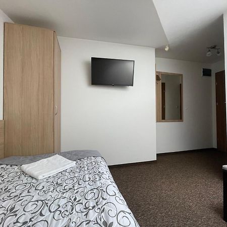 Hotelik Gold Raszyn Bagian luar foto