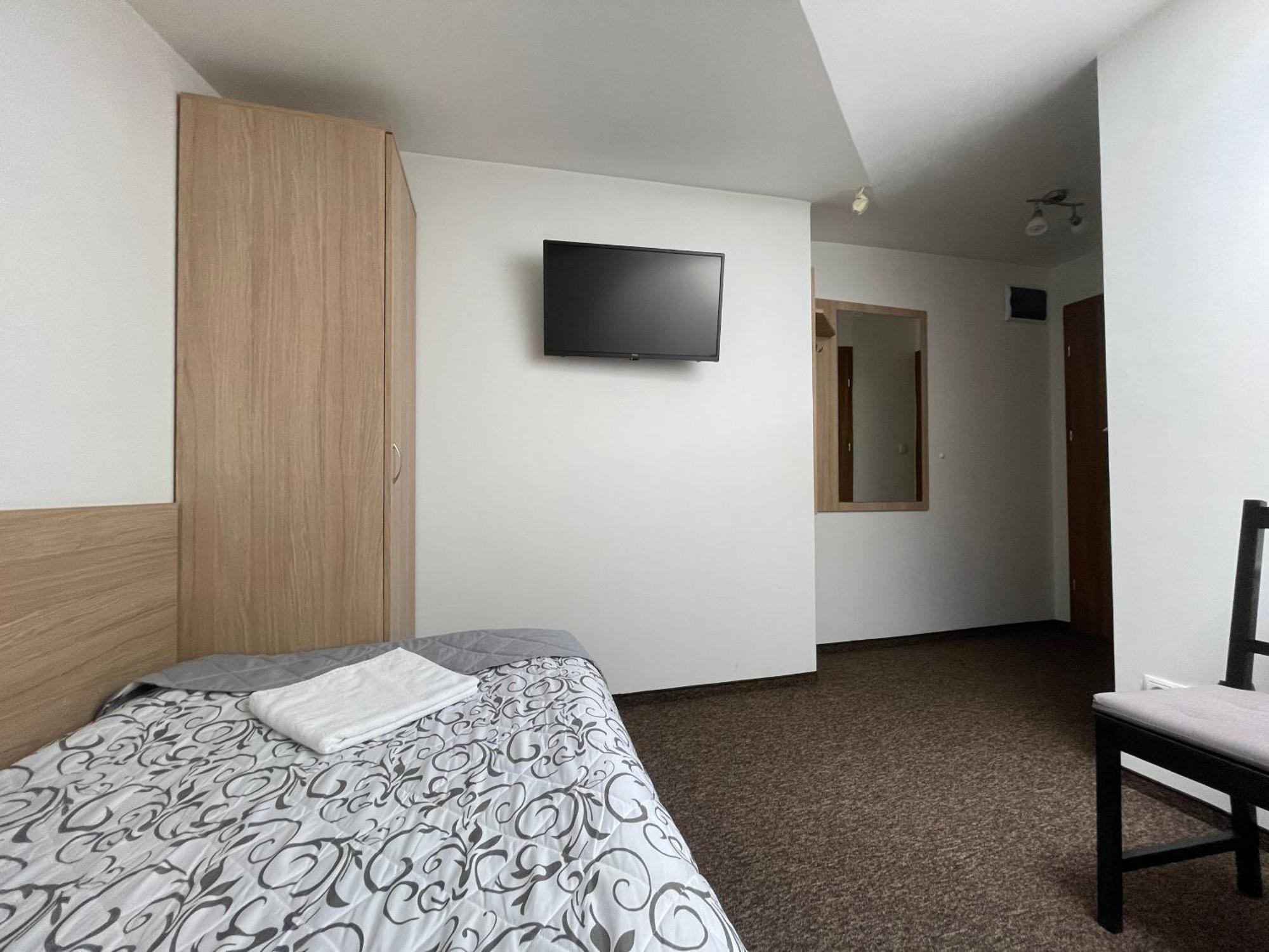 Hotelik Gold Raszyn Bagian luar foto