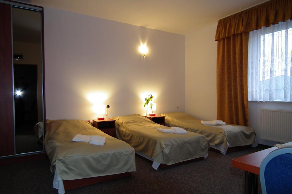 Hotelik Gold Raszyn Ruang foto