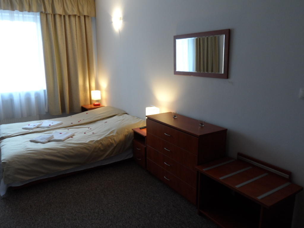 Hotelik Gold Raszyn Ruang foto
